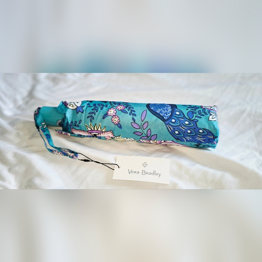 Vera Bradley Peacock Garden Automatic Umbrella NWT